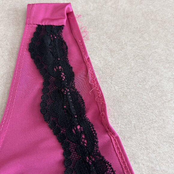 RARE 2000s Forever 21 V-Neck Top ASO Gigi Hollingsworth - Picture 7 of 10